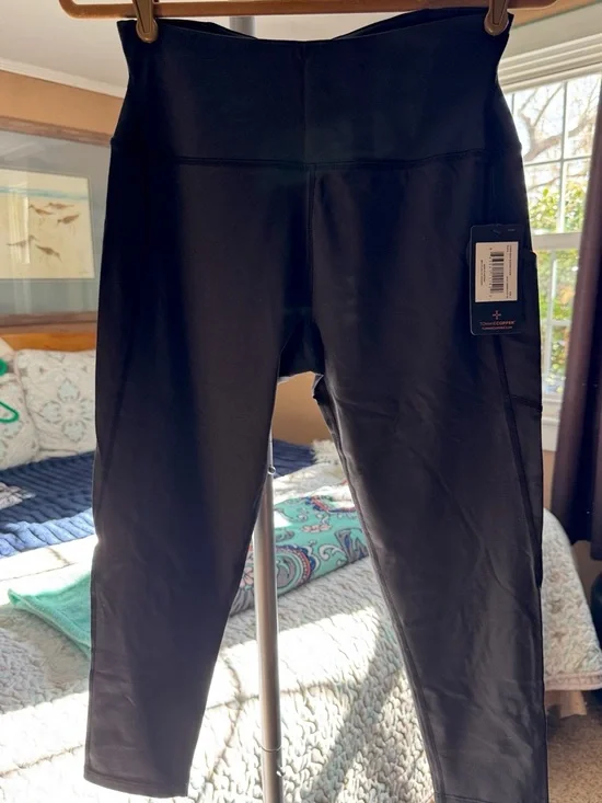 NWT Tommy Copper lower back support leggings - Picture 5 of 10